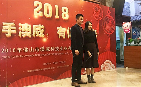 現(xiàn)代愛(ài)情故事